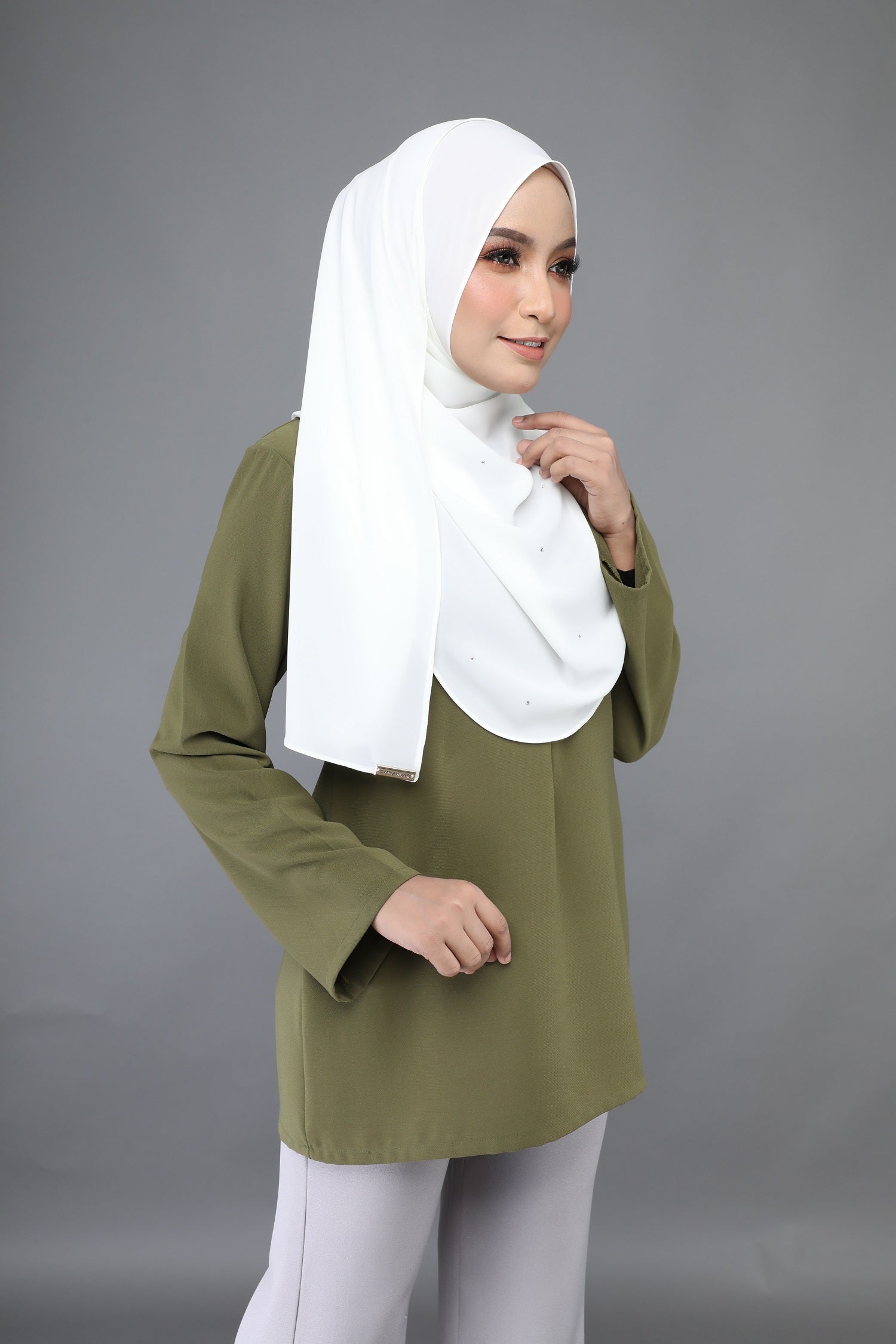 BLOUSE BETTY - BY11 (OLIVE)