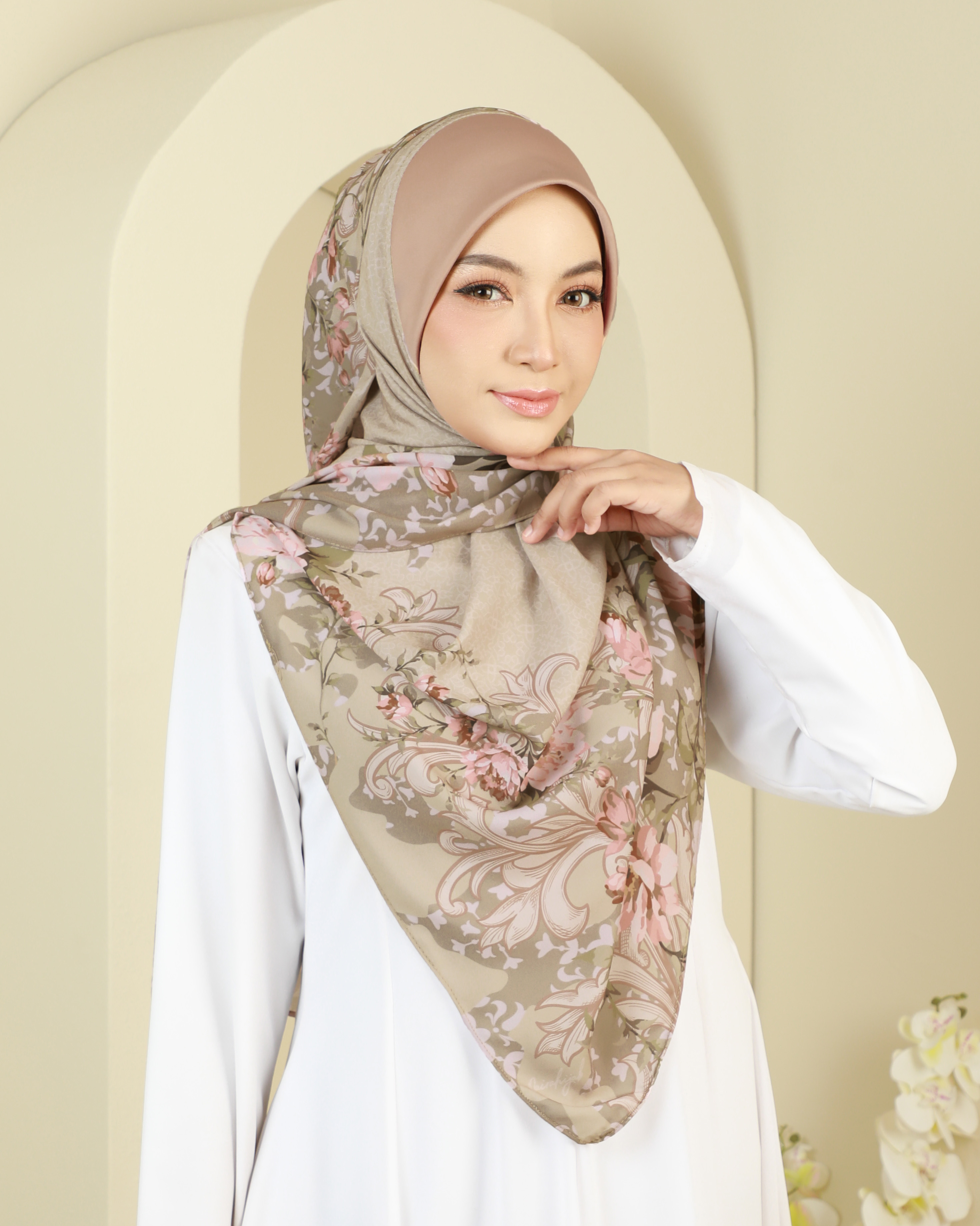 HANIS CORAK - HN180&w=300&zc=1