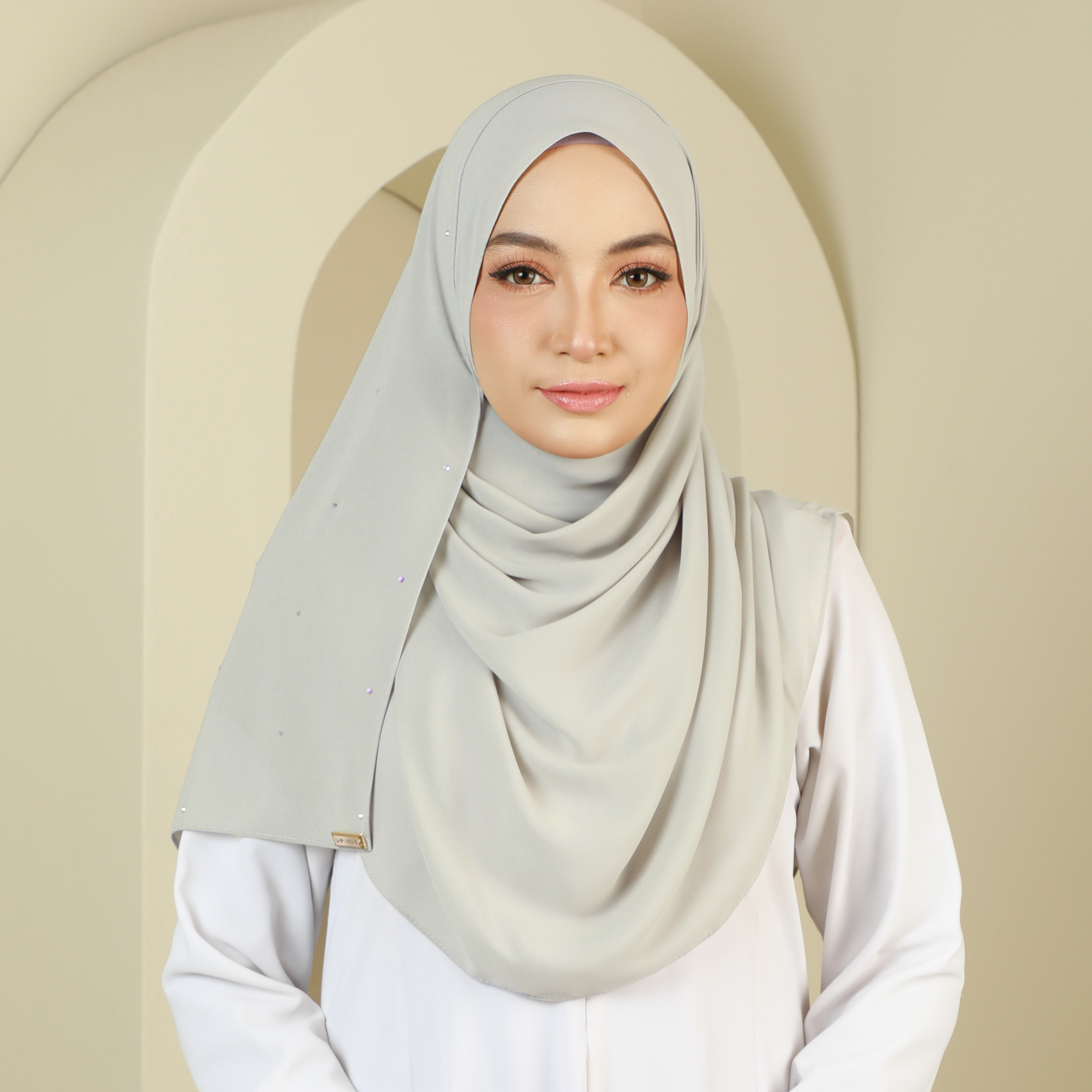 CRYSTAL - CS34 (GREY CLAY)