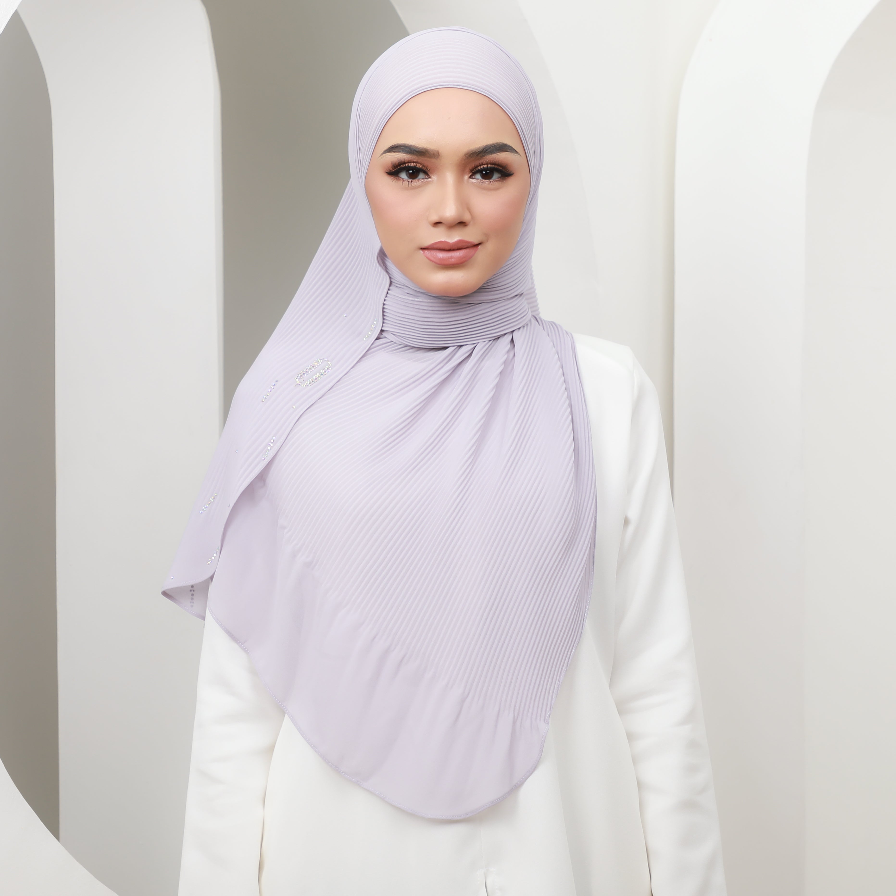 AIN PLEATED - AIN11 (LIGHT GREY)